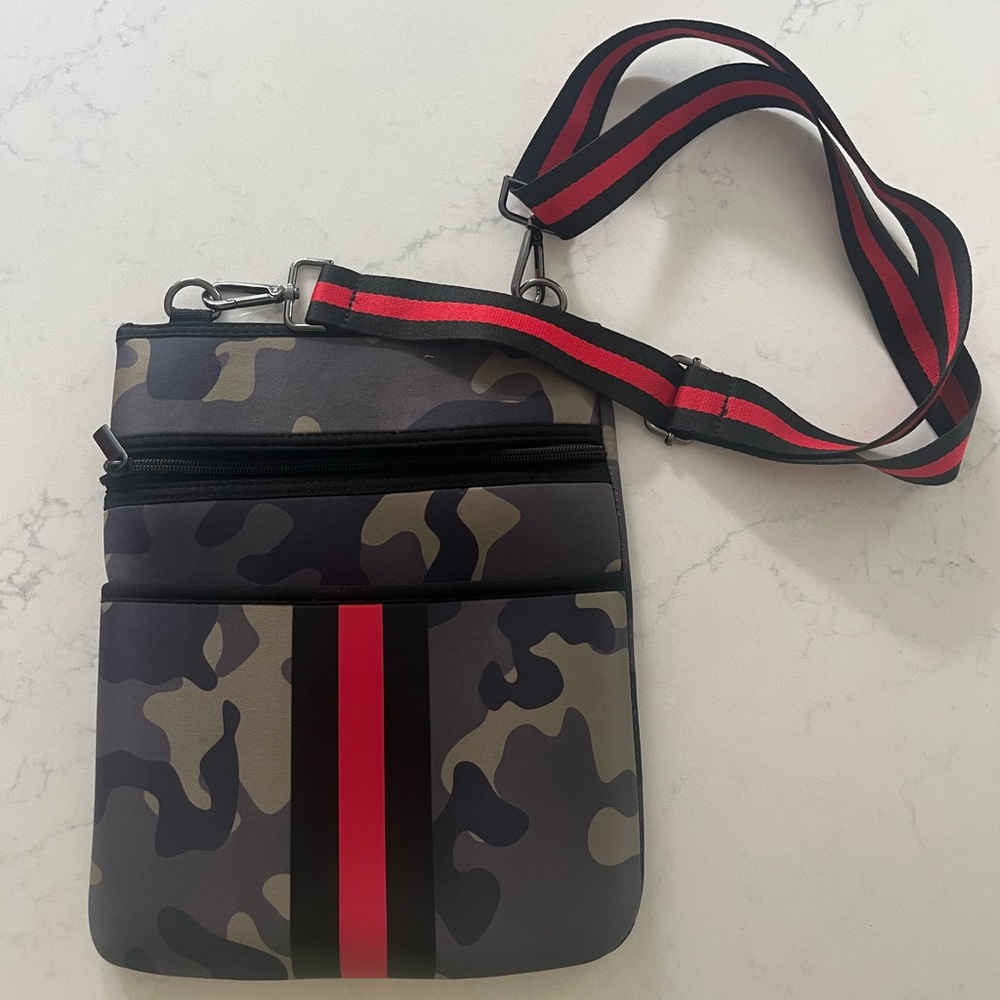 Haute shore bag